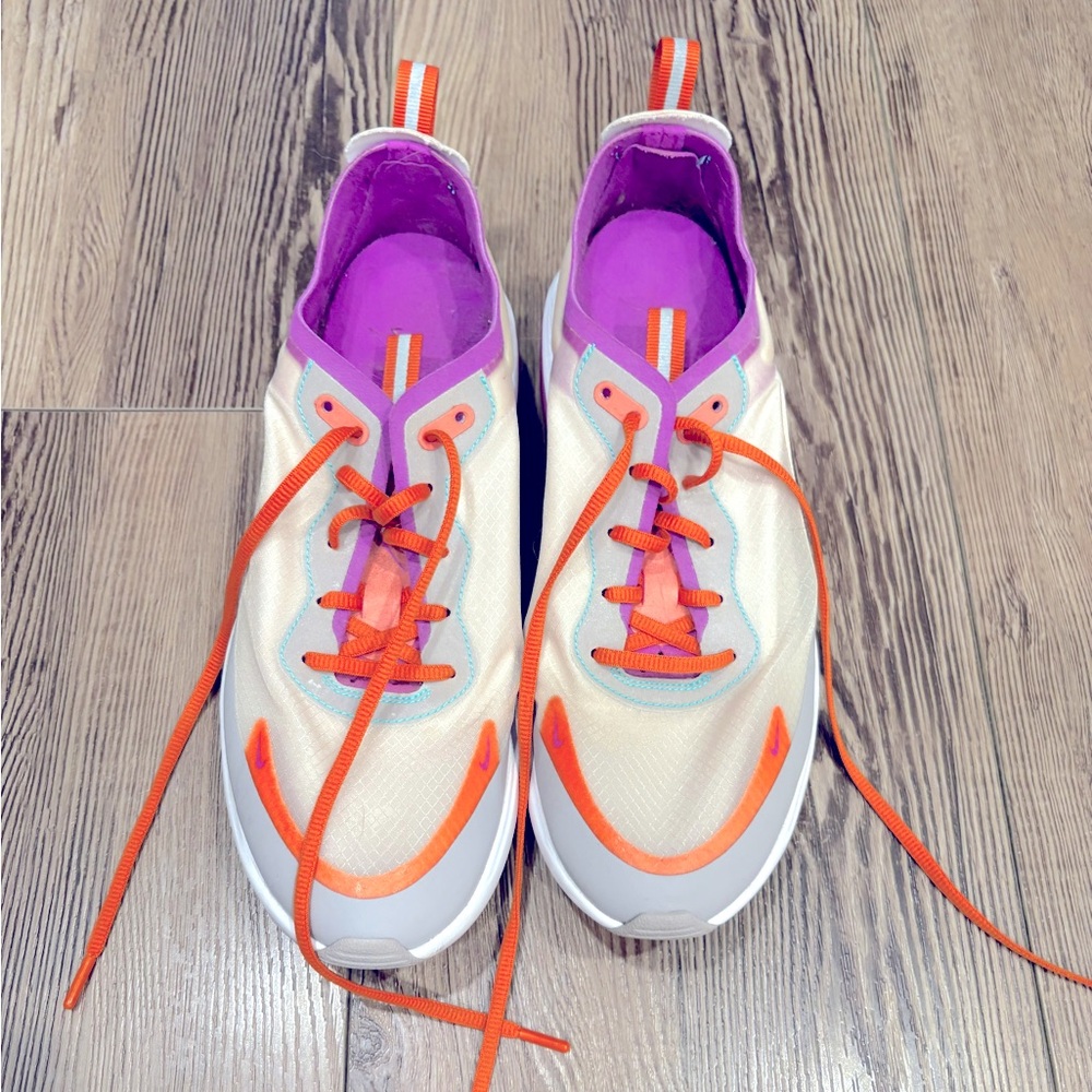 Nike Women’s AirMax Sneakers